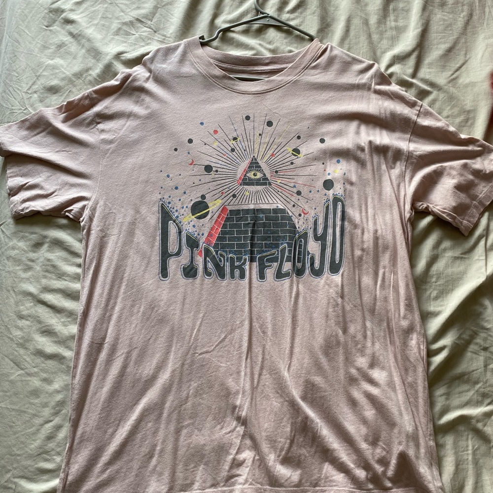 Oversized graphic tee